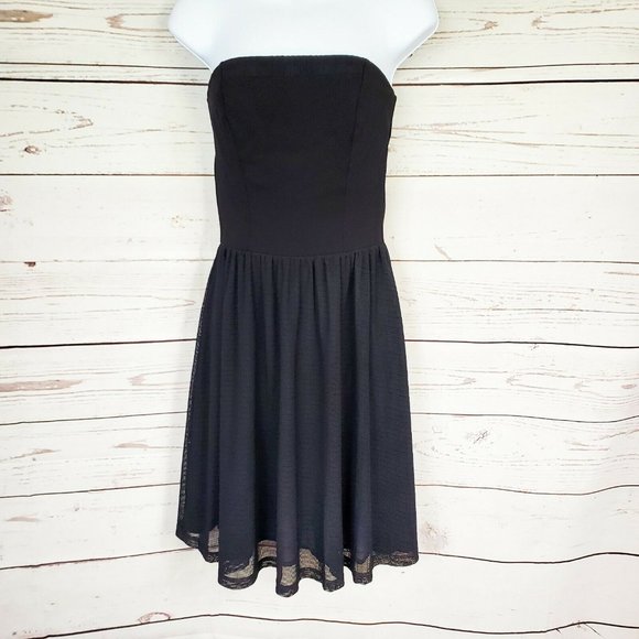 Silvian Heach Dresses & Skirts - Silvian Heach Black Strapless A-line Dress S